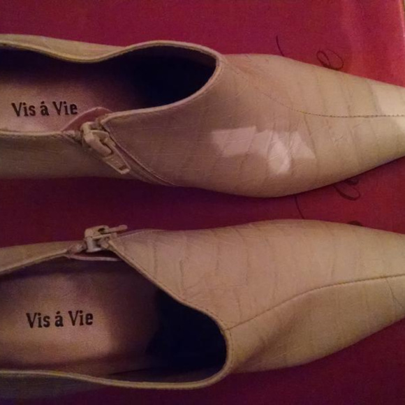 VIS A VIE "Alannis" Shoe Boot Bootie ~ Bone Croco - Picture 7 of 8